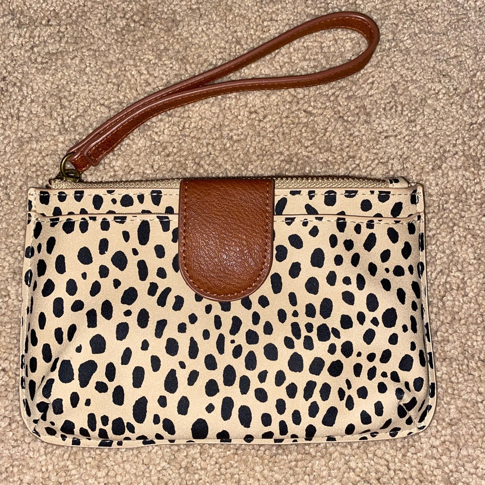 Universal Thread Wristlet